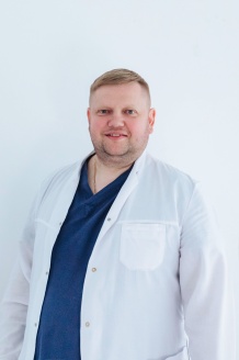 Петров Евгений Иванович